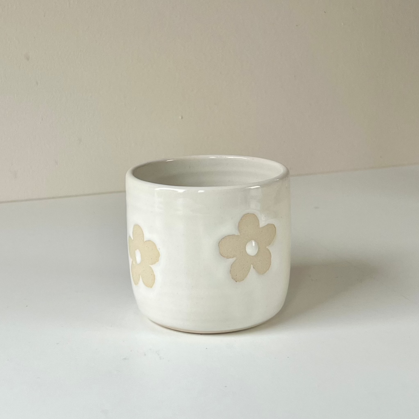 White Daisy Tumbler